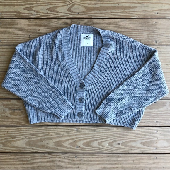 Hollister Sweaters - Hollister cropped sweater